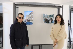 Լուսյան և ամուսինը ցուցահանդեսի ընթացքում